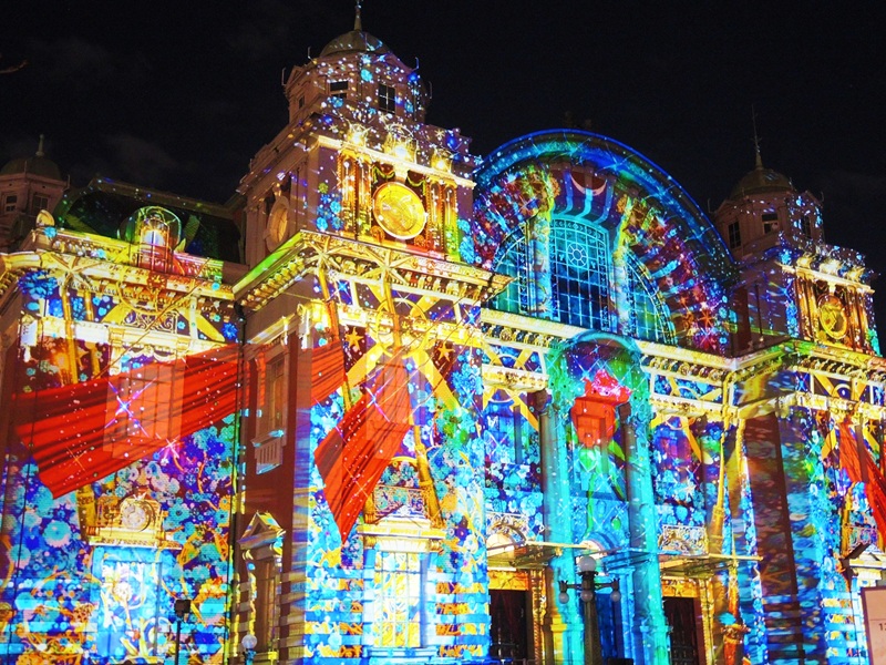 大阪ルネサンス・プロジェクションマッピング