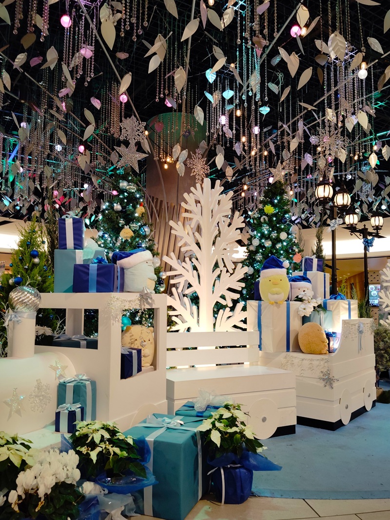 大阪・ホワイティ梅田・泉の広場・すみっコぐらし